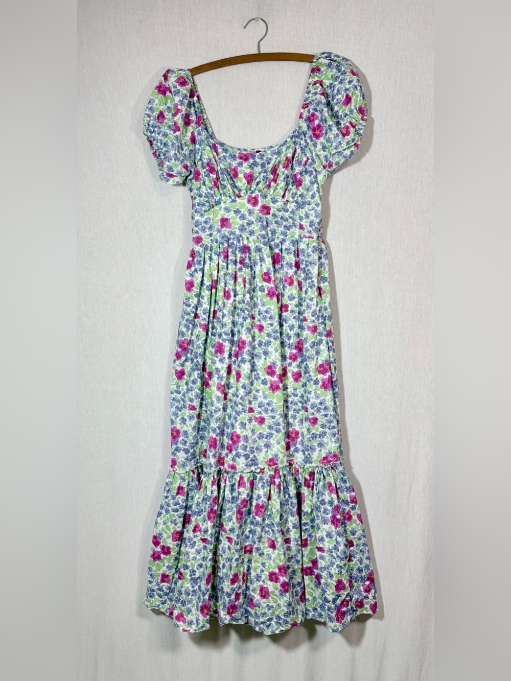 White Tara size small cotton flowy floral  maxi dress in white and multi